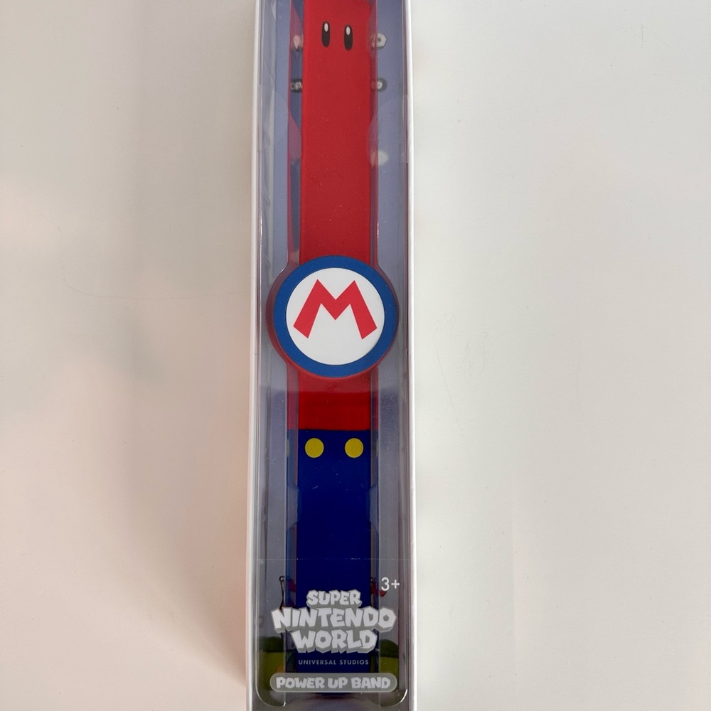 Super Nintendo World Power Up Band (Mario)